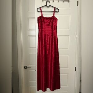 BCBG MAXAZRIA Red Formal Dress, size small